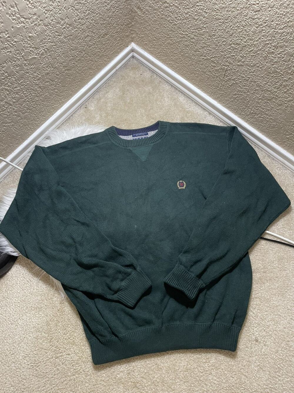 Vintage Tommy Hilfiger Knit Sweater Crewneck Green Men’s XL Cookie Crest 90s